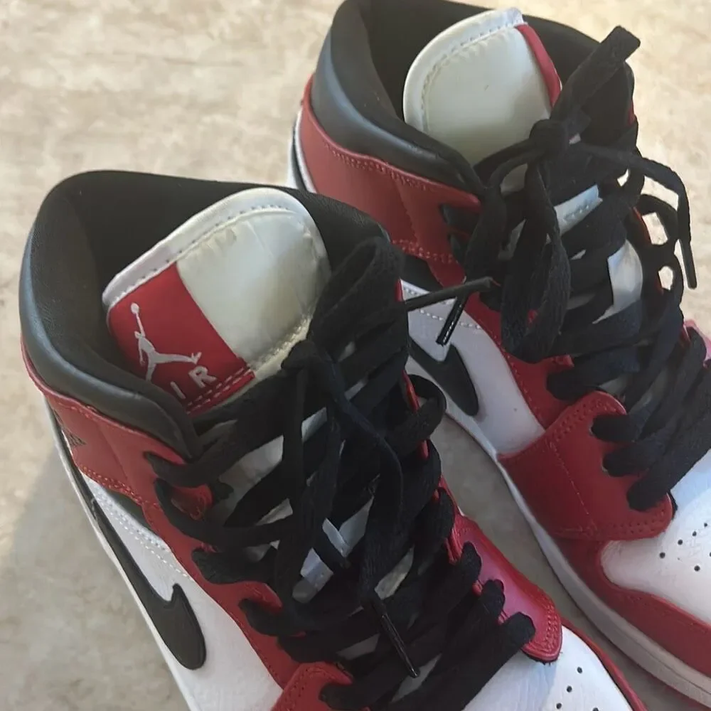 JORDANS Size 7